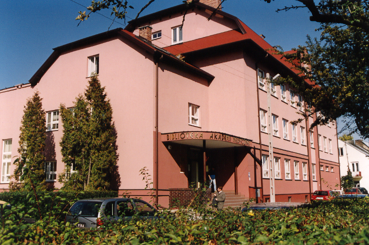 Budynek Biblioteki Głównej Uniwersytetu Medycznego w Lublinie
