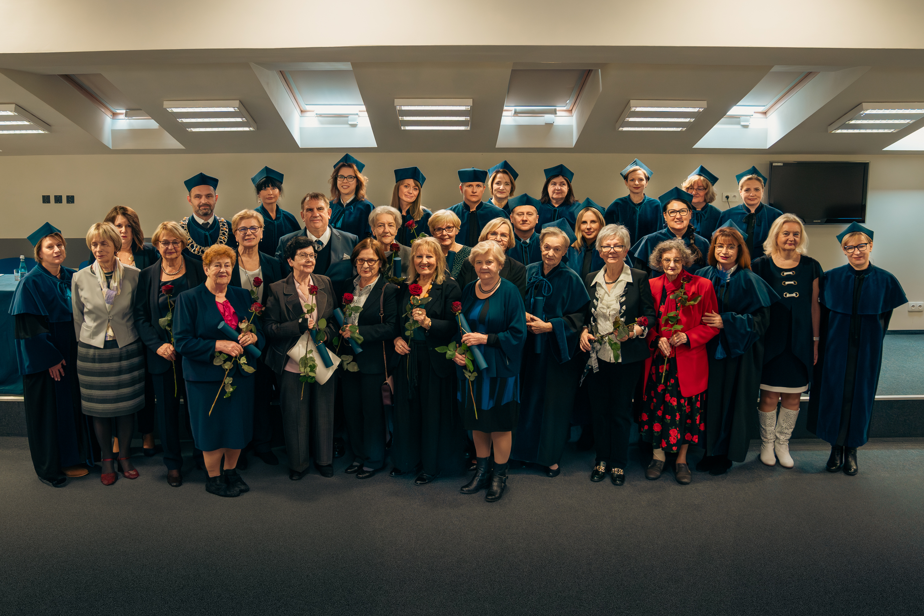 zdjęcie zbiorowe uczestników spotkania.