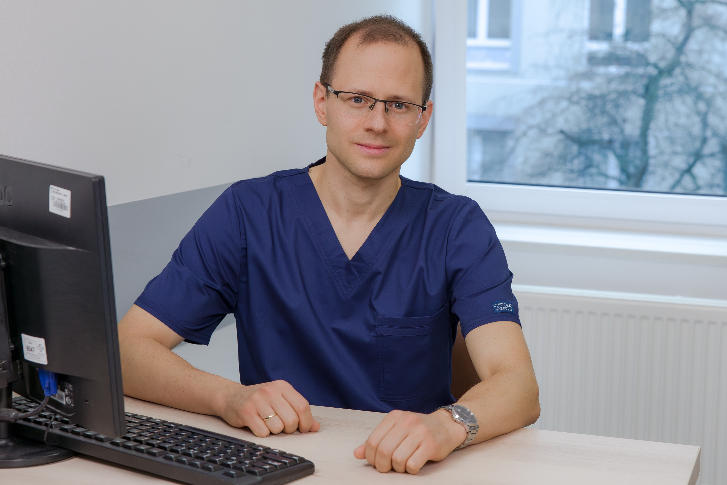 Dr Krzysztof Grzechnik