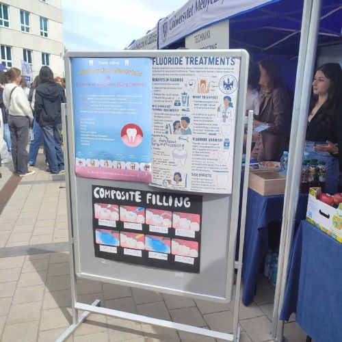 plakaty informacyjne dla studentów