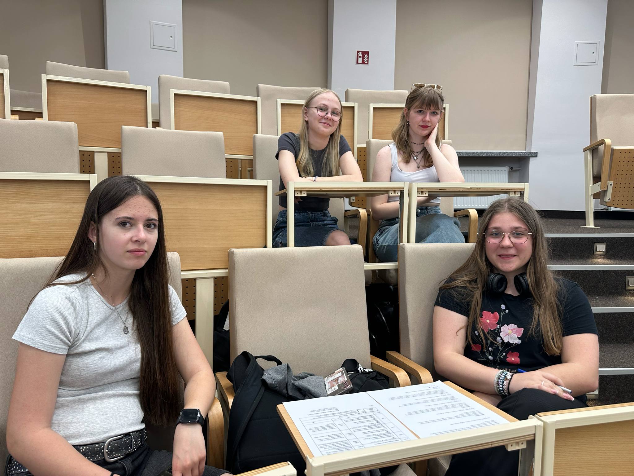 licealiści na wykładach