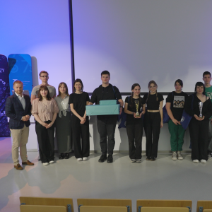 foto Licealne SIMChallenge 2025 &ndash; symulacja, wsp&oacute;łpraca, wyzwania i sukces